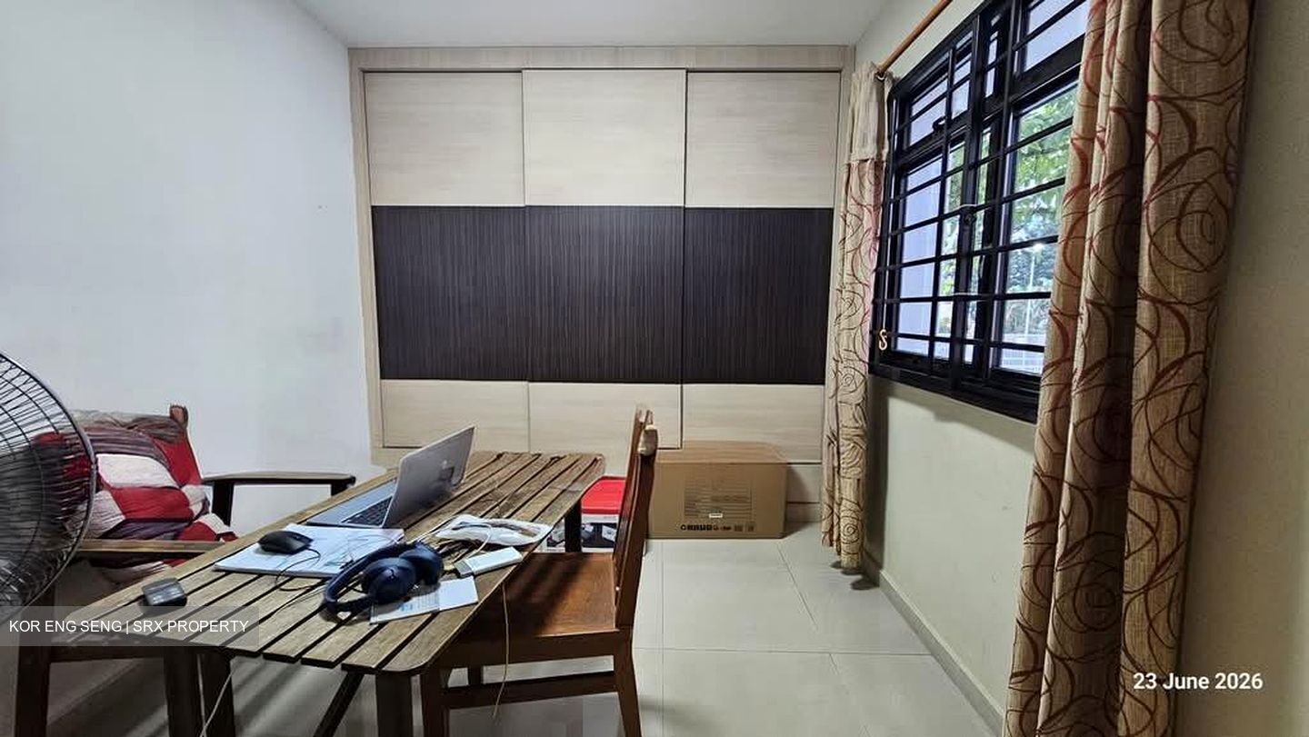 Blk 690B Choa Chu Kang Crescent (Choa Chu Kang), HDB Executive #574537461